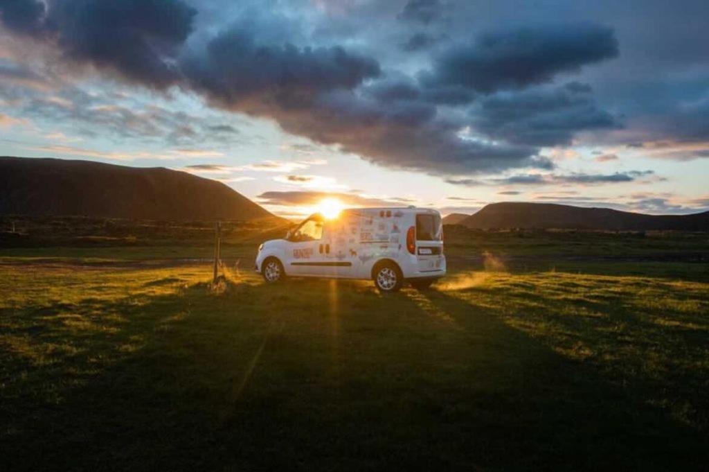 Rent Campervans Keflavik Exterior photo